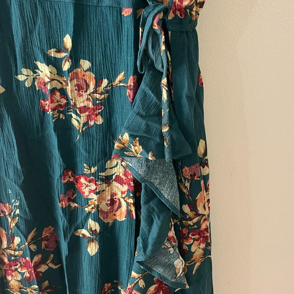 Xhilaration Teal Floral Wrap Midi Dress - Picture 5 of 5